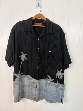 Tori Richard Honolulu Silk Hawaiian Short Sleeve Shirt Men's Size XL Black Palm